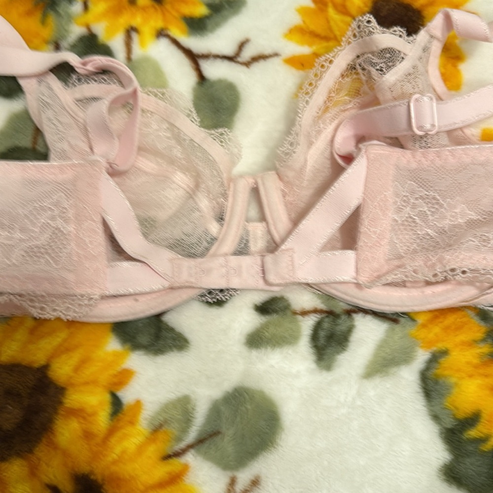 30G Lacey Freya Bra - Picture 2 of 3